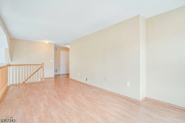 Building Photo - 43 Hancock Dr