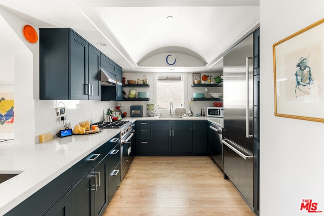 Building Photo - 2817 3rd St