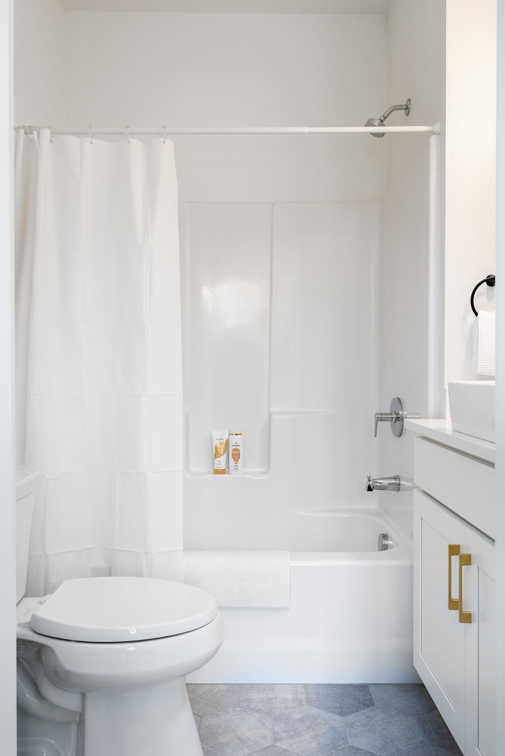 Building Photo - 5205 SE Boise St