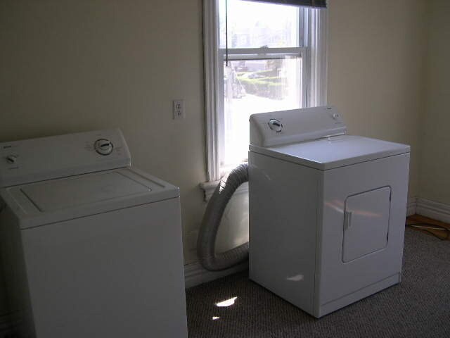 Building Photo - 92 Chelsea Ave