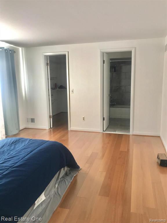 Building Photo - 37147 Evergreen Dr