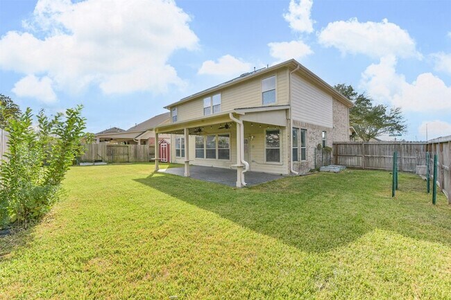 Building Photo - 2601 Hewn Rock Way