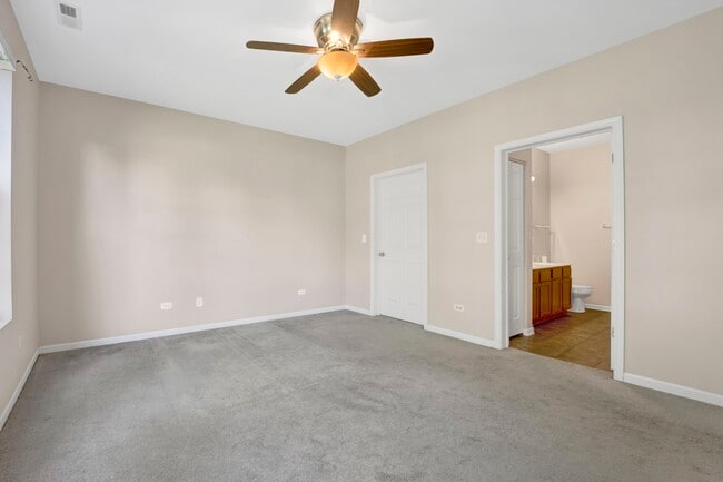Building Photo - 1574 Millbrook Dr