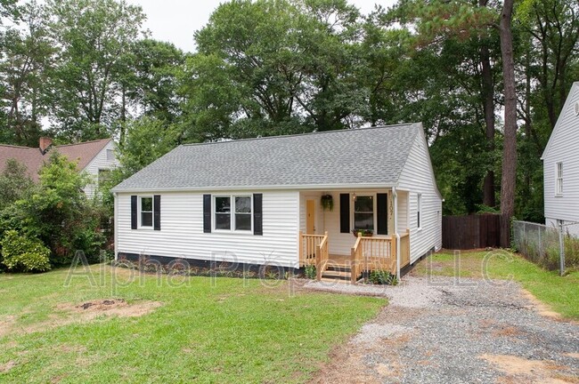 Primary Photo - 107 Briarwood Rd