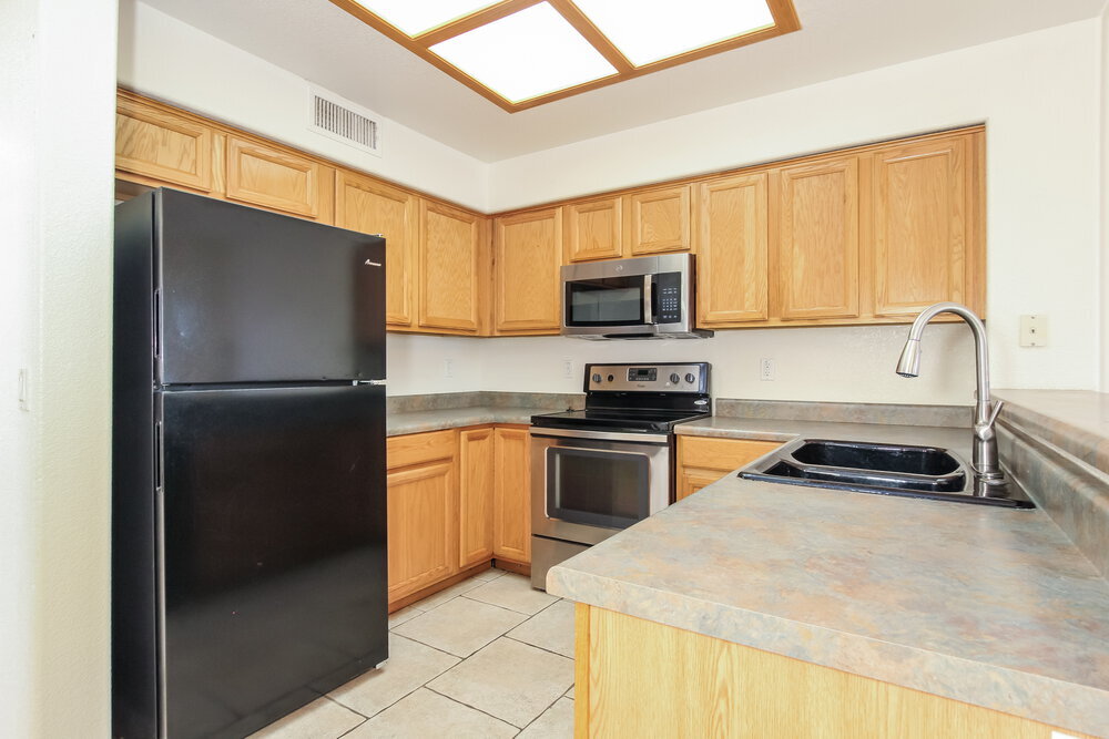 Building Photo - 3528 W Chama Dr