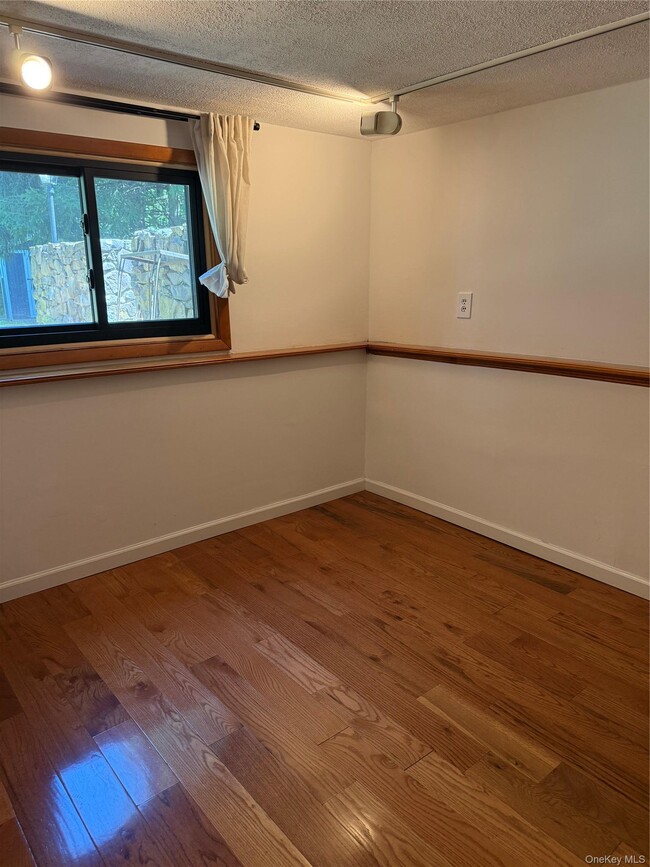Building Photo - 55 Cumberland Rd