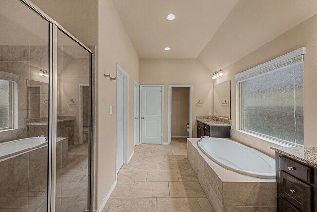 Building Photo - 29147 Crystal Rose Ln