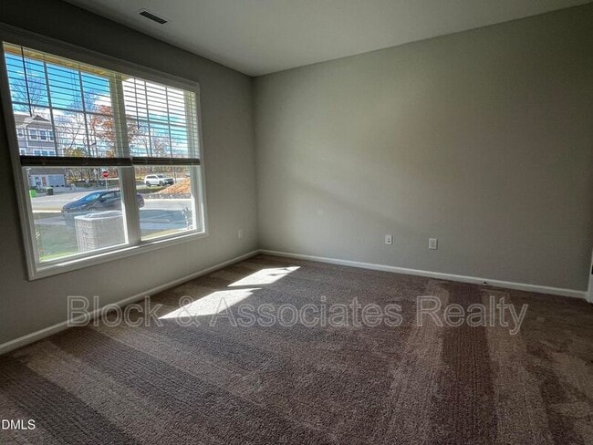 Building Photo - 2819 Carbondale Ct