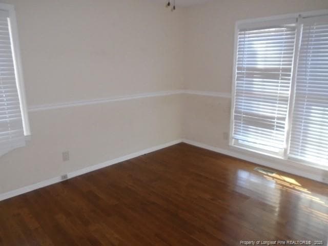 Building Photo - 3503 Farm Circle Rd