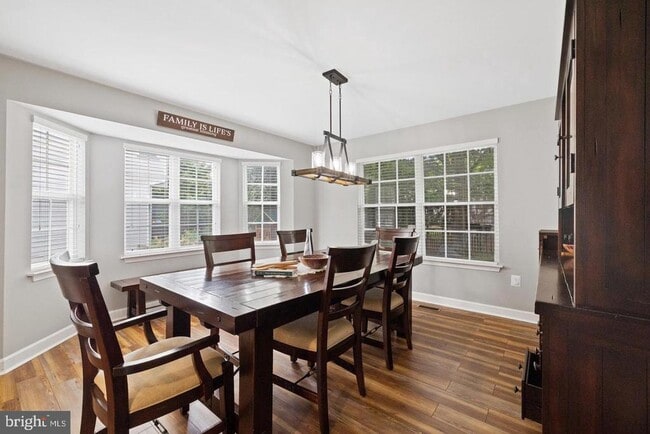 Building Photo - 7014 Allington Manor Cir E