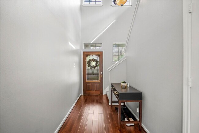 Building Photo - 23 E Burberry Cir