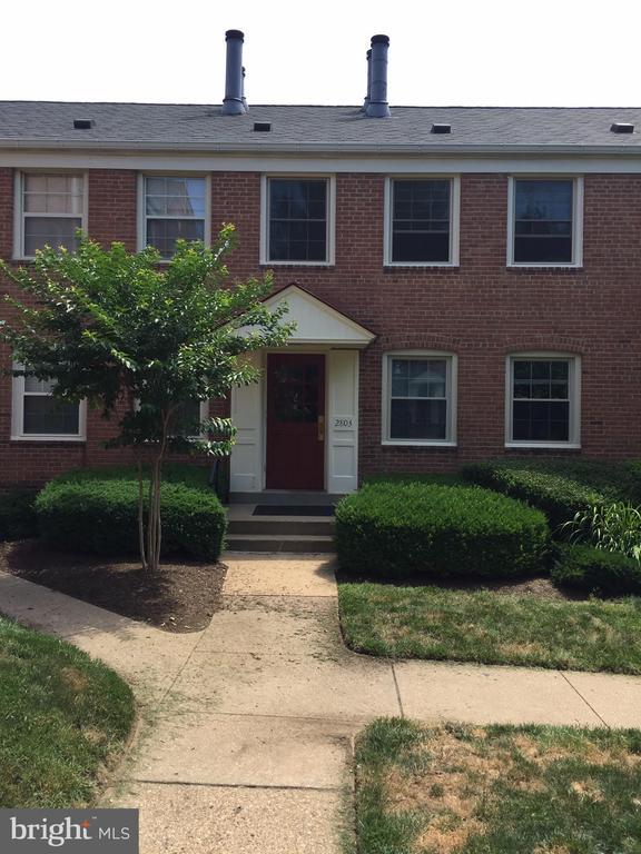 Building Photo - 2803 Arlington Blvd