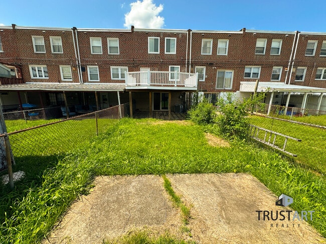 Building Photo - 3 bed/2.5 bath House in North East Philade...