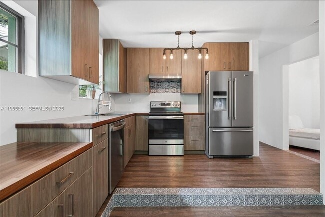 Building Photo - 3490 William Ave