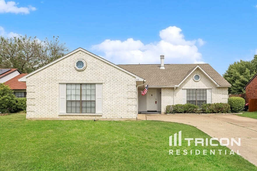 Primary Photo - 515 Magnolia Dr