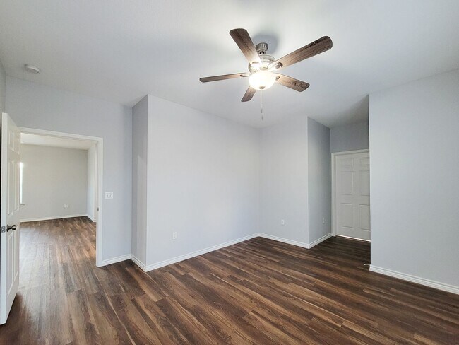 Building Photo - 3201 J P Davis Ave