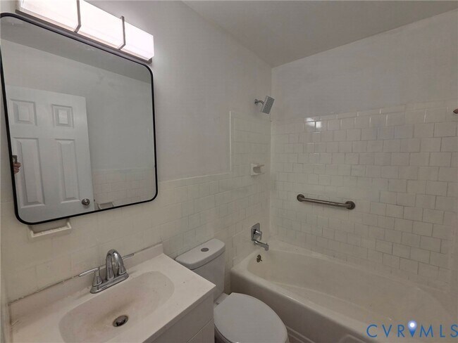 Building Photo - 5506 Campbell Ave