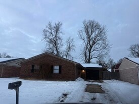 Building Photo - 3301 Bobwhite Ave