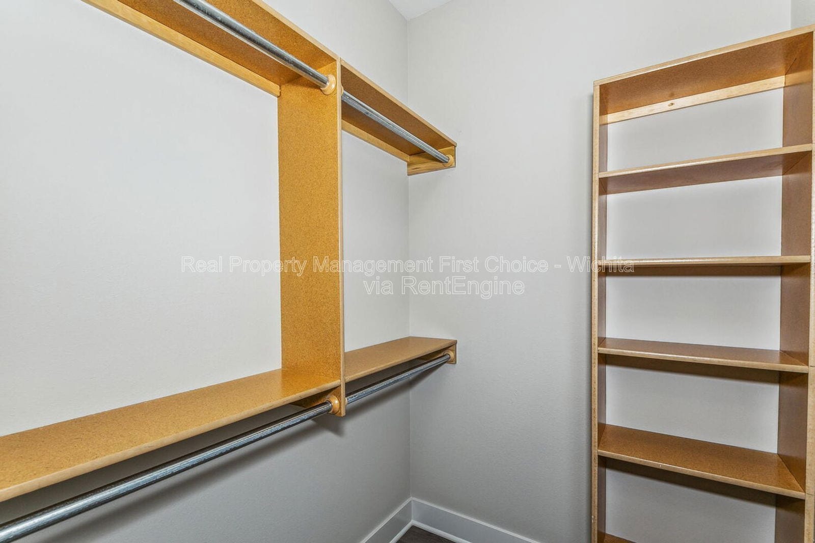 Building Photo - 3521 W 45th St S