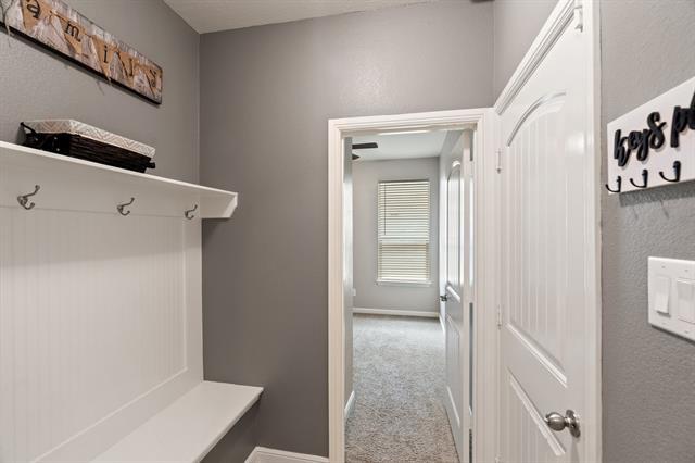 Building Photo - 9124 Golden Hollow Ln