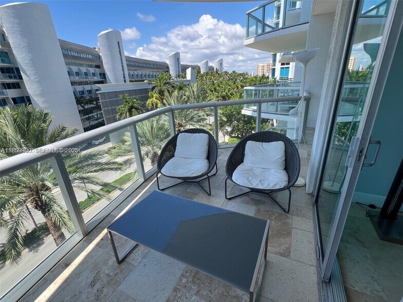 Building Photo - 3131 NE 188th St