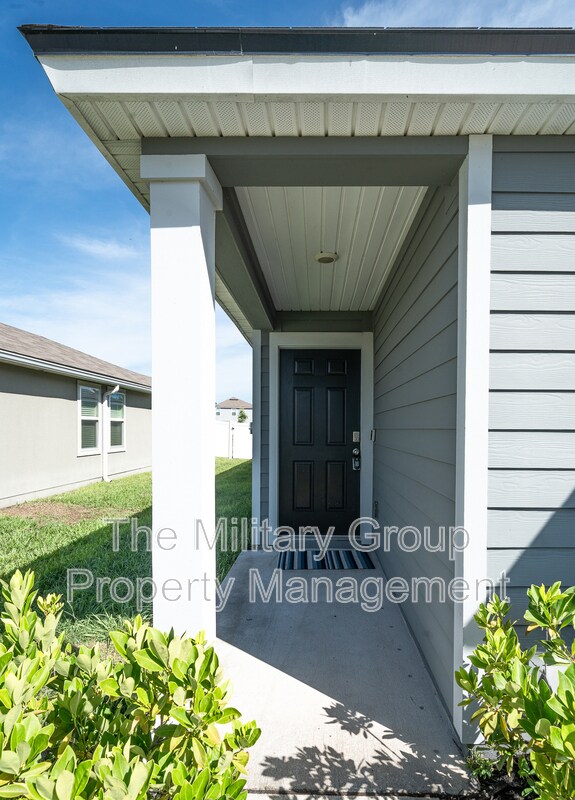 Building Photo - 15729 Equine Gait Dr