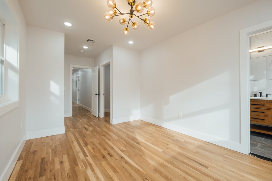 Building Photo - 90 Hollywood Ave