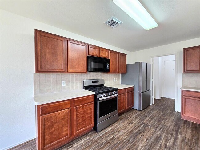 Building Photo - 22911 Twisting Maple Ct