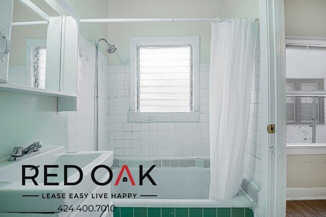 Building Photo - 2966 James M Wood Blvd