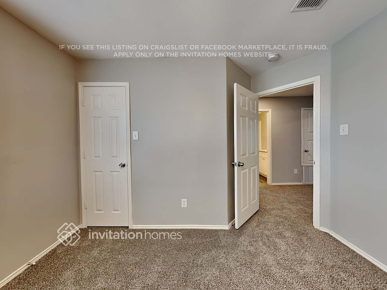 Building Photo - 136 Rolling Hills Pl