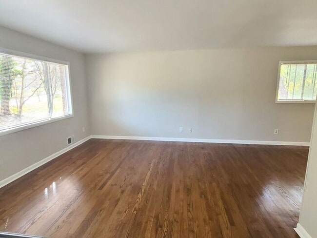 Building Photo - COMING SOON: Beautiful 4BR 2.5BA Home w/ Renovated Kitchen • Granite & Stainless • Garage Parking...