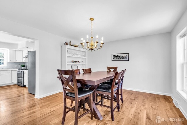 Building Photo - 108 Miller Ave