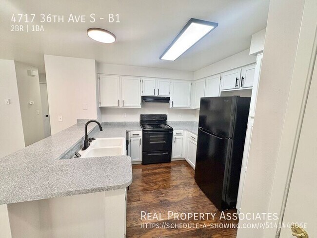 Building Photo - 4717 36th Ave S
