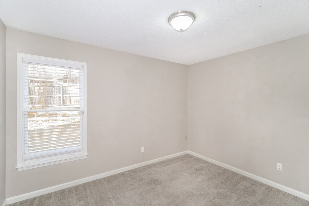 Building Photo - 8690 Sandy Hill Cove E