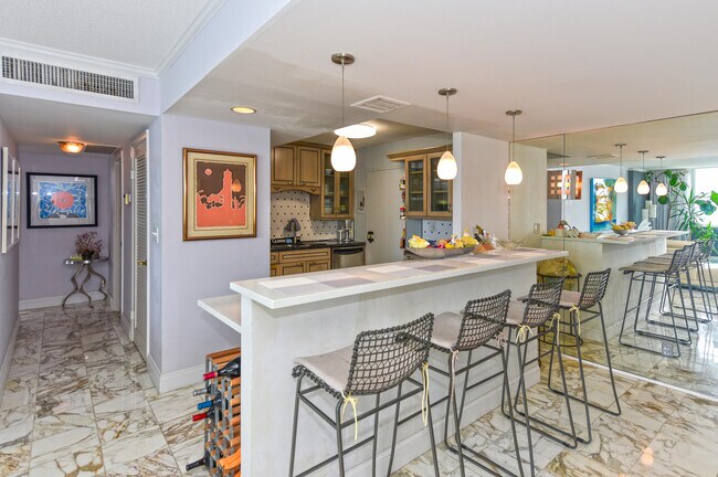 Building Photo - 2600 N Flagler Dr