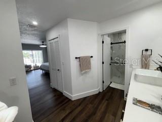Building Photo - 1802 Los Alamos Dr