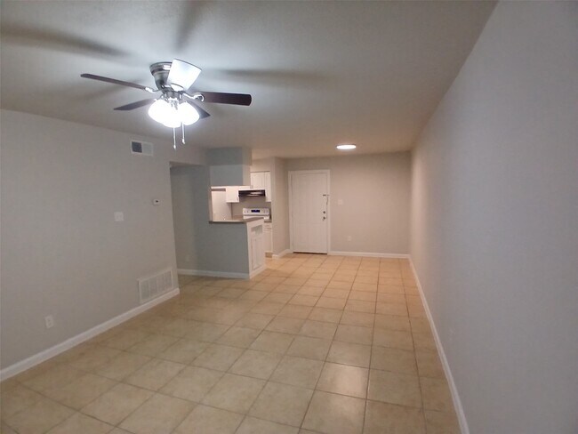 Building Photo - 13151 Walden Rd