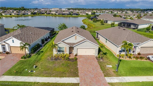 Building Photo - 3426 Acapulco Cir