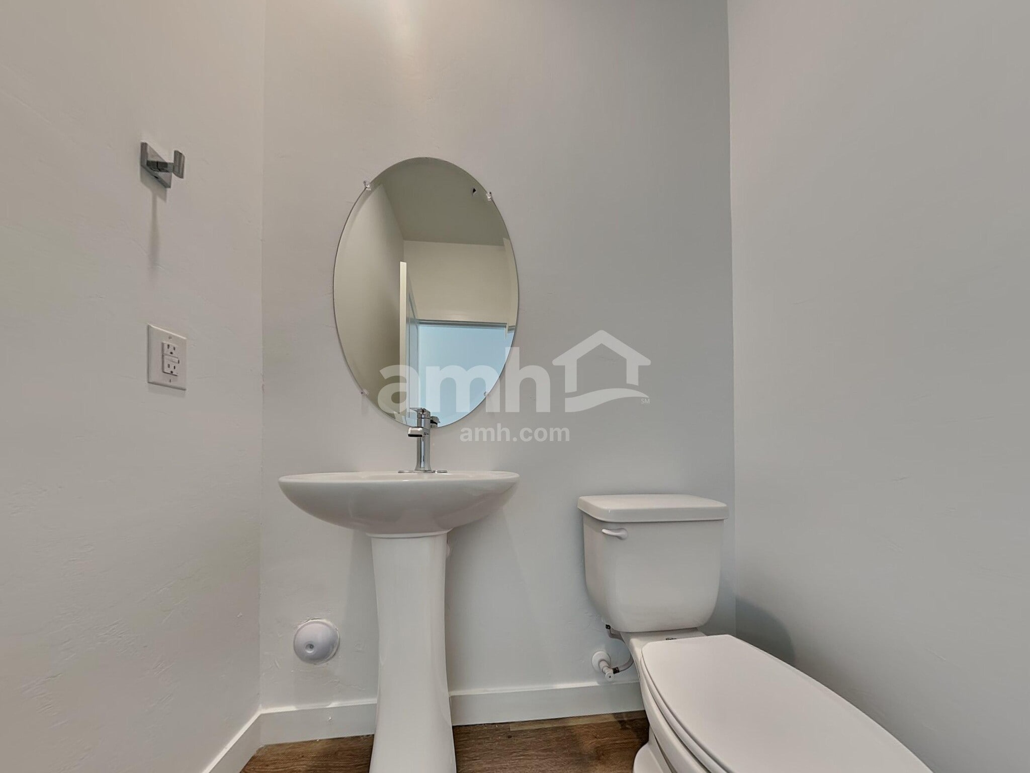 Building Photo - 9678 N Rancho Lozano