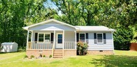 Building Photo - 3 bedroom 1 bath home in Gibsonville