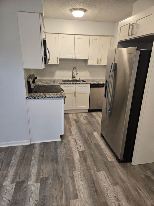 Building Photo - 1861 E 78th St