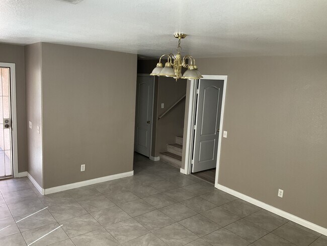 Building Photo - 5522 Jacobs Field St