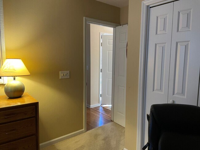 Building Photo - Fully Furnished House In Sandpiper Bay-