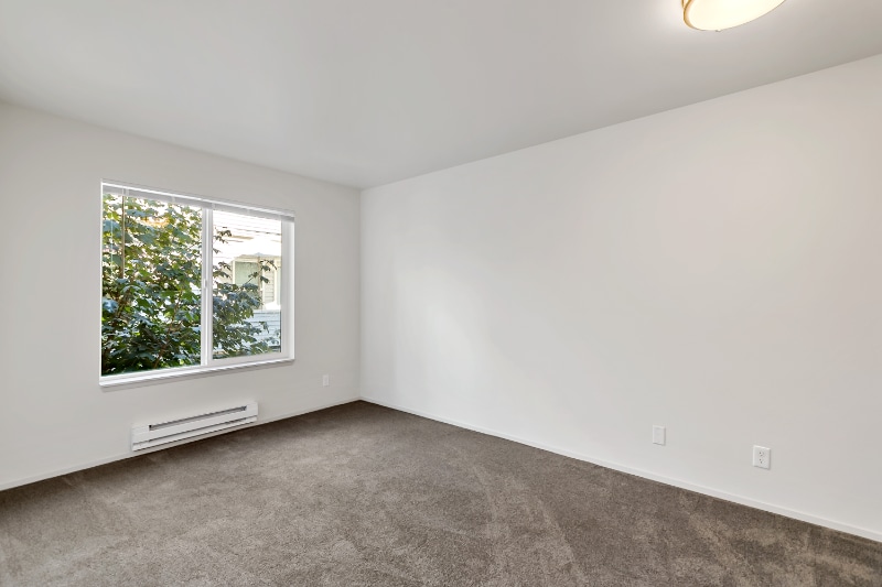 Building Photo - 12054 Roosevelt Way NE