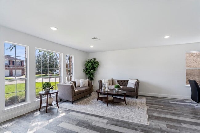 Building Photo - 7531 Leecast Ct