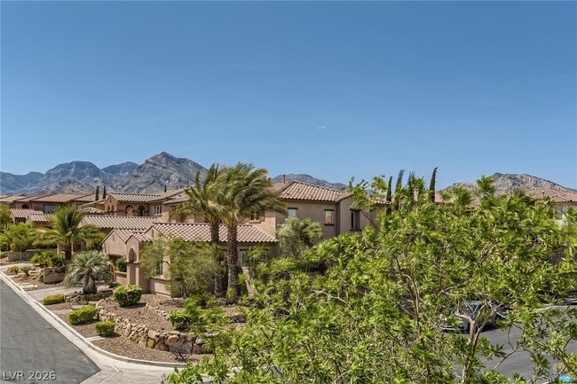 Building Photo - 552 Puenta Del Rey St