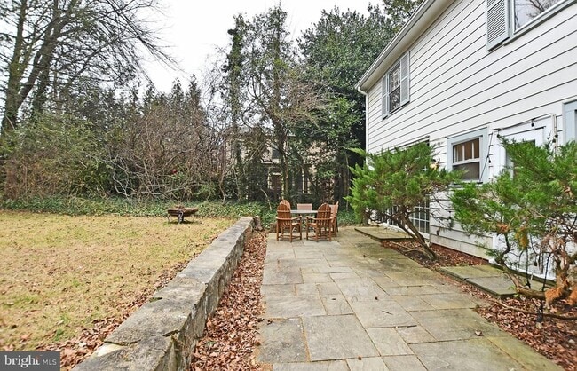 Building Photo - 4509 Ellicott St NW