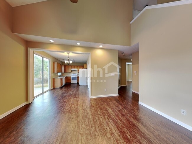 Building Photo - 7071 Hillcrest Chase Ln