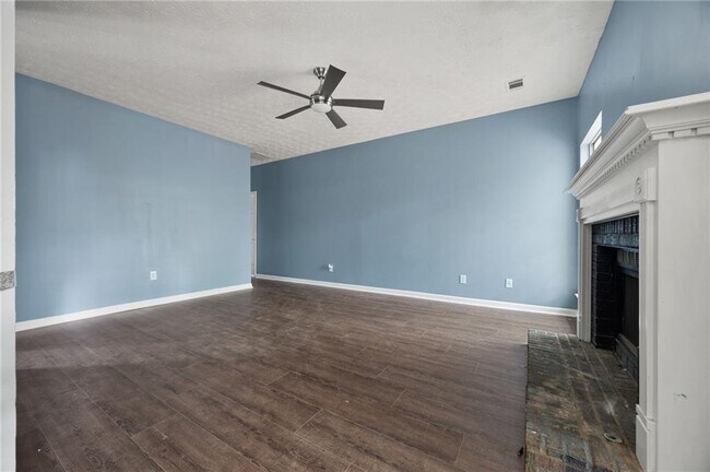 Building Photo - 4997 Wedgewood Pl