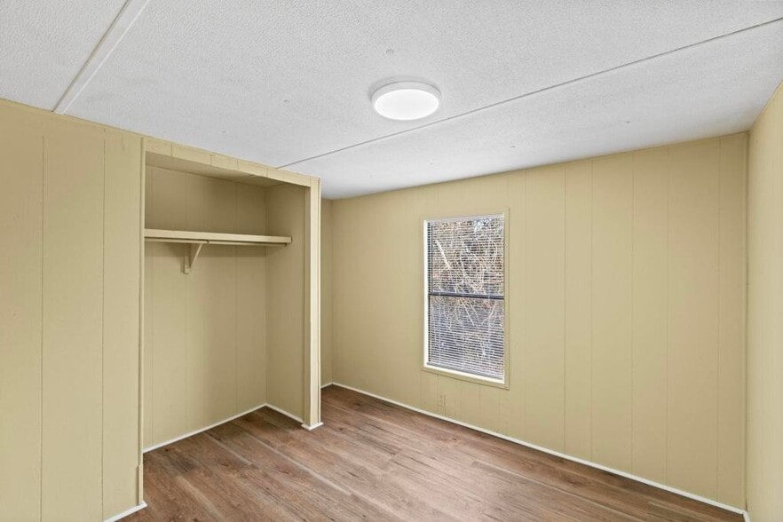 Building Photo - 3765 Burgaw Hwy